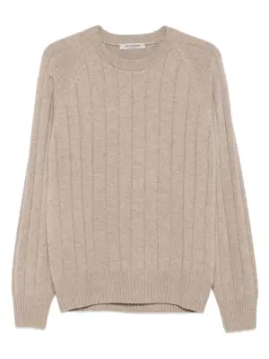 Свитер в рубчик с круглым вырезом