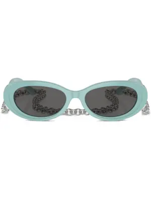 Солнцезащитные очки в овальной оправе