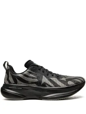 Кроссовки Kaiju