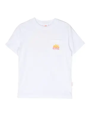 Футболка с логотипом