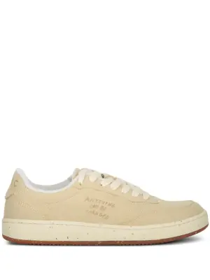 Кроссовки с логотипом