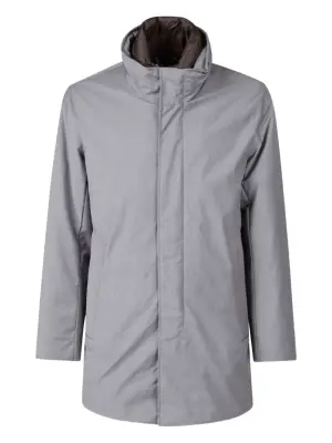 Пуховик с высоким воротником