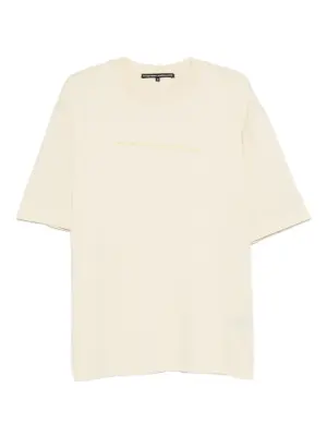 футболка с логотипом