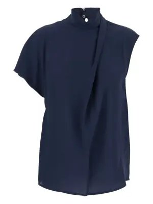 Блузка с высоким воротником и драпировкой