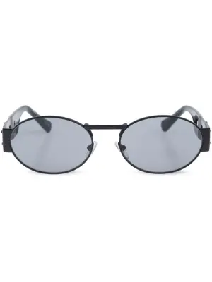 Солнцезащитные очки в овальной оправе