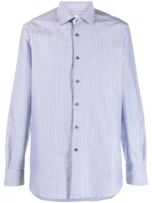 Рубашка в тонкую полоску