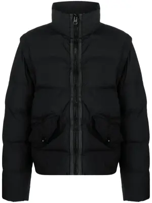 Пуховик с высоким воротником