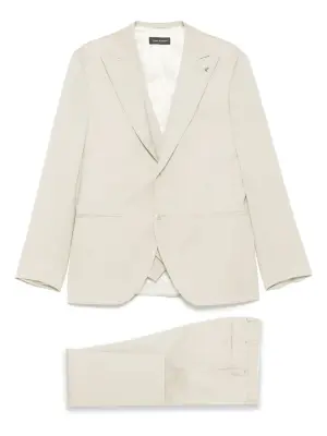 Костюм с узором в елочку