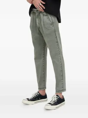 Брюки со складками