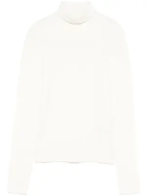 Свитер с высоким воротником