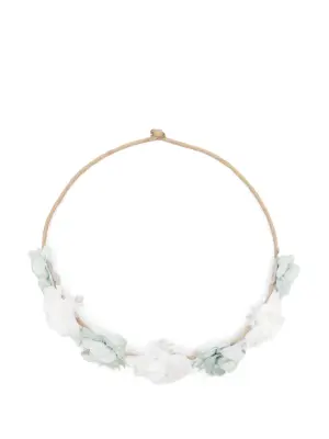 Ободок с цветочной аппликацией