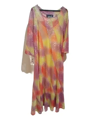 Платье с пайетками