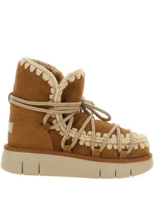 Ботинки с отделкой в технике кроше