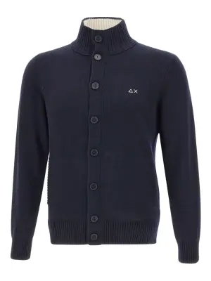 Кардиган на пуговицах с высоким воротником