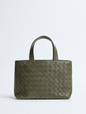 Мини-сумка-тоут с застёжкой на молнии в технике intrecciato