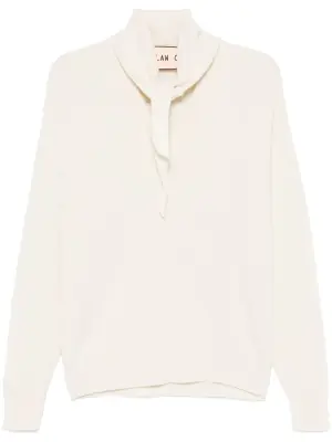 Свитер с шалью