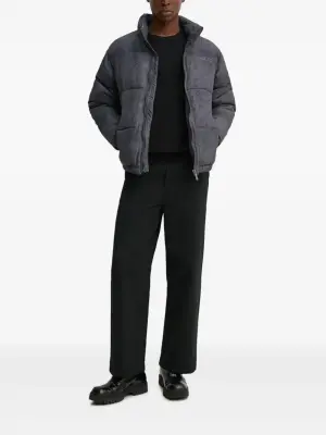 Стеганый пуховик