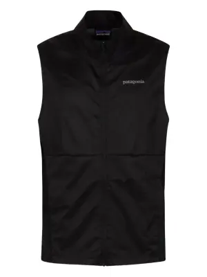 Жилет на молнии с логотипом