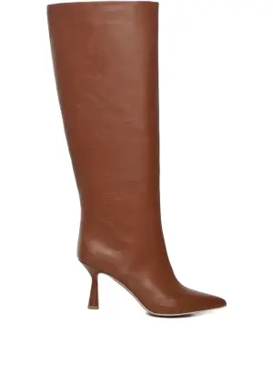 Сапоги с заостренным носком