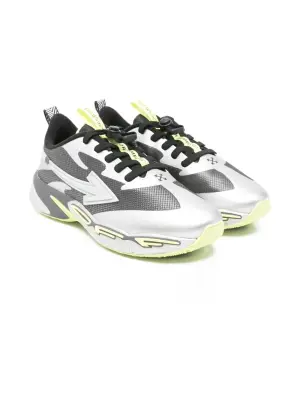 Кроссовки с логотипом