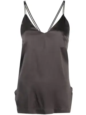 Шелковый топ на тонких бретелях