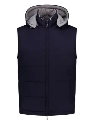 Стеганый жилет с капюшоном