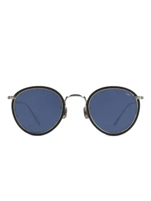 Солнцезащитные очки в круглой оправе