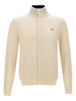 Кардиган на пуговицах с высоким воротником