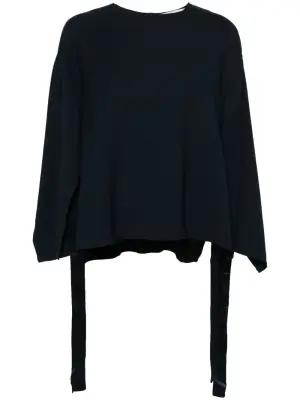 Блузка с разрезом сбоку