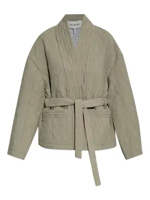 Стеганая куртка с поясом