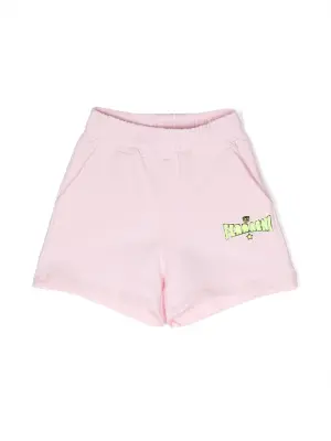 Спортивные шорты с вышитым логотипом