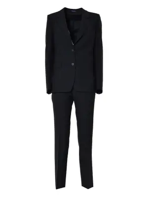 Костюм с однобортным пиджаком