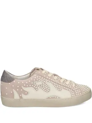 Декорированные кеды с вышивкой