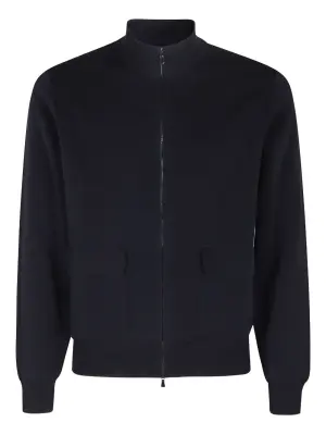 Куртка на молнии с высоким воротником