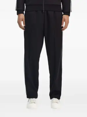 Спортивные брюки с лампасами