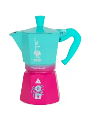 Кофеварка для эспрессо из коллаборации с Squid Game