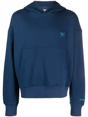 Худи с вышитым логотипом