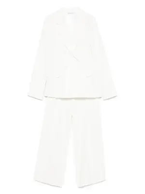 Костюм с двубортным пиджаком