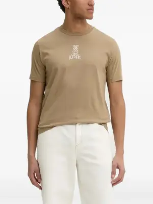 Футболка с логотипом