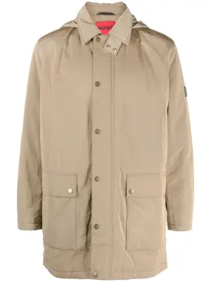 Плащ с жатым эффектом и капюшоном