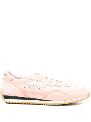 кроссовки с перфорацией