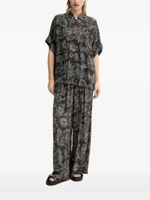 Рубашка с вышивкой