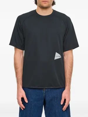 Футболка с логотипом