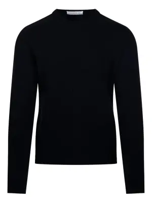 Свитер с круглым вырезом