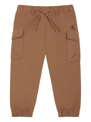 Брюки карго с вышитым логотипом