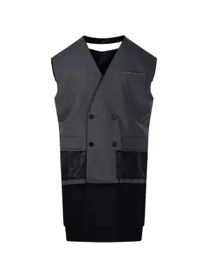 Мини-платье с двубортным застёжкой и V-образным вырезом