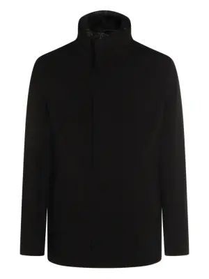 Куртка на молнии с высоким воротником