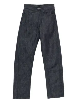 Прямые джинсы