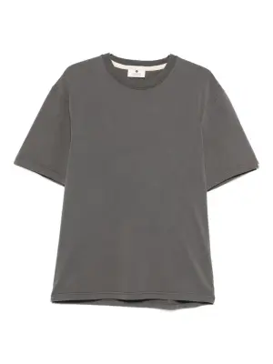 Футболка с круглым вырезом и короткими рукавами