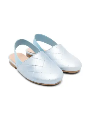 Плетеные сандалии